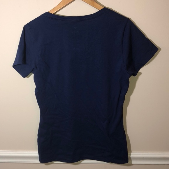 Fanatics M New England Patriots V-neck shirt NWOT - Picture 5 of 5